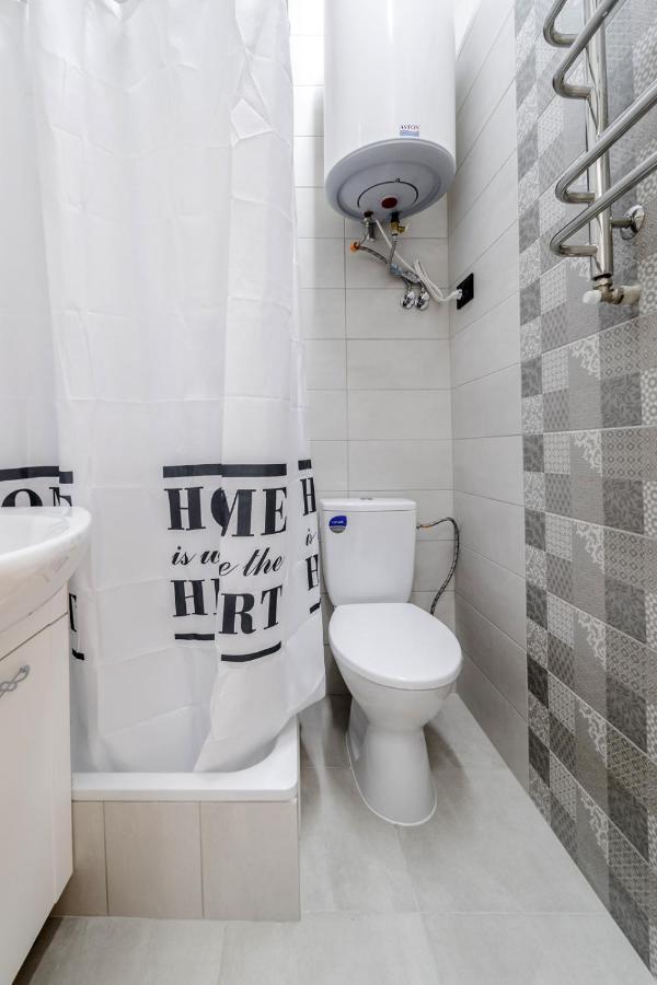 Modern Apartment In The Old City Lviv Exterior foto