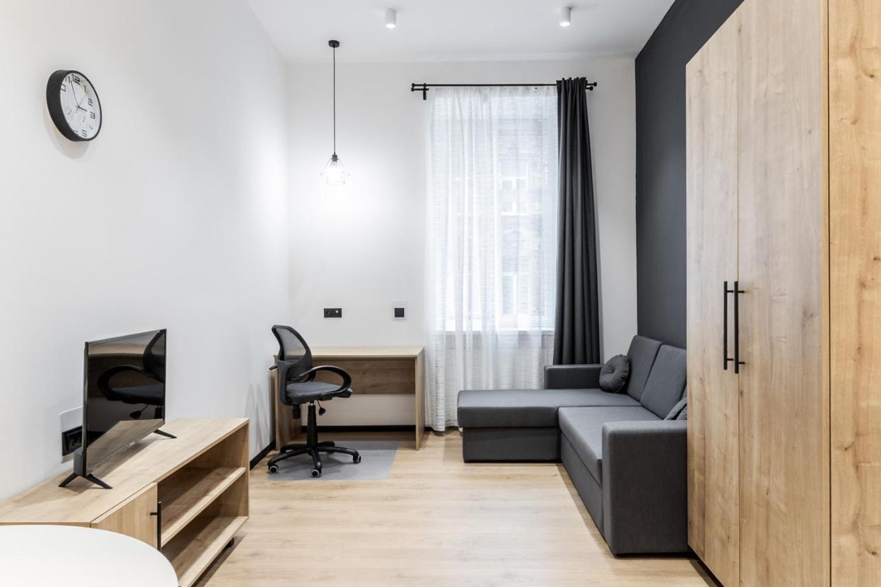 Modern Apartment In The Old City Lviv Exterior foto