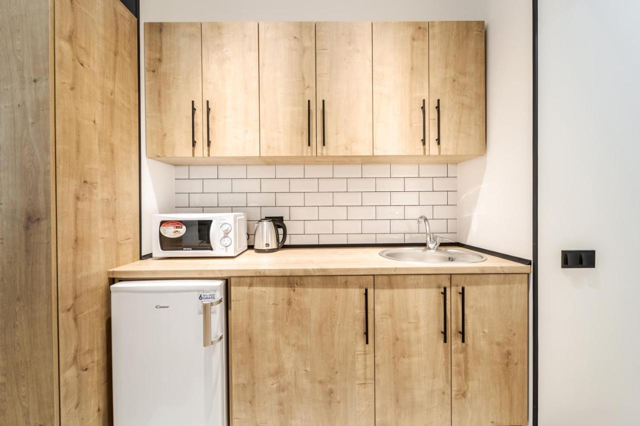 Modern Apartment In The Old City Lviv Exterior foto