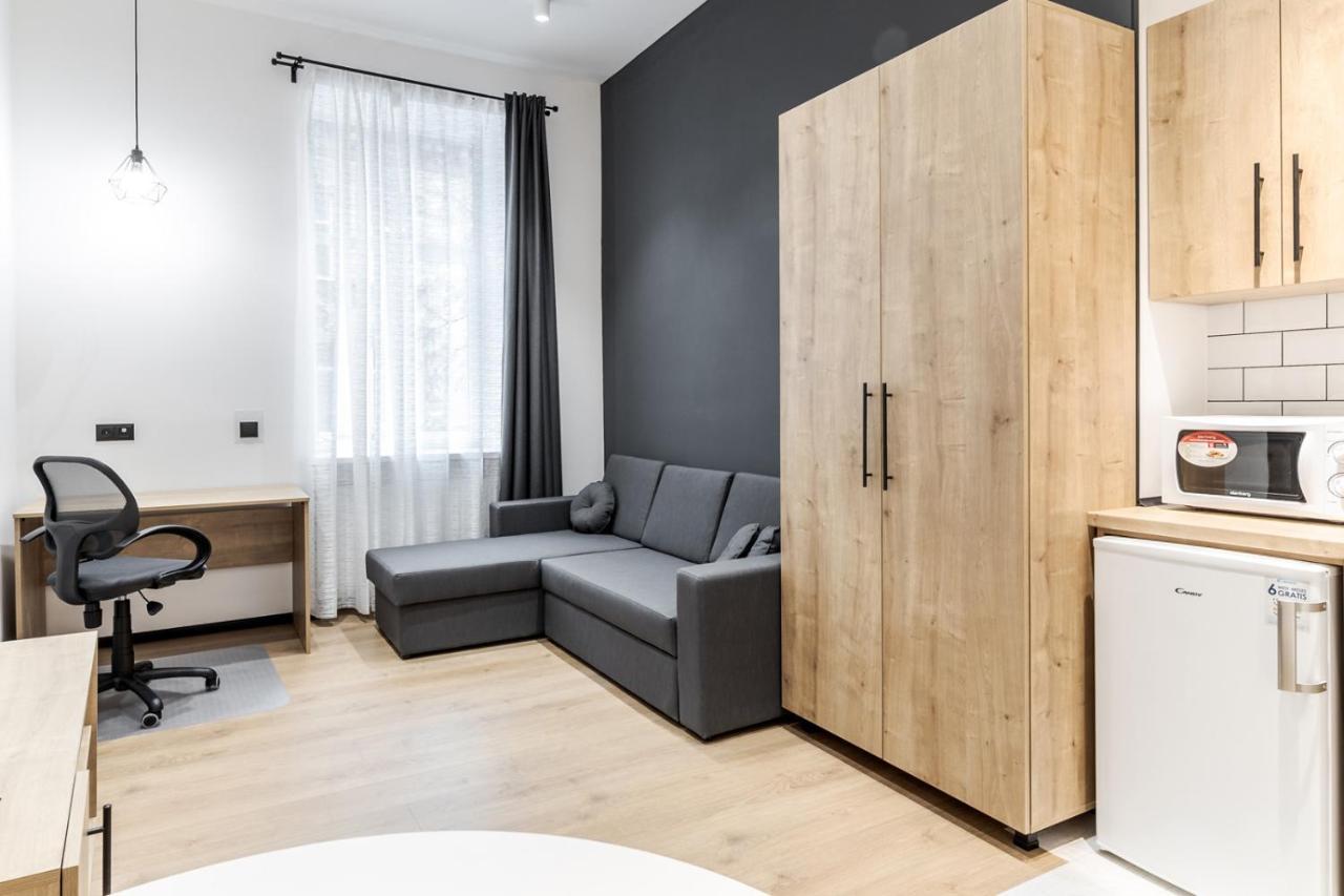 Modern Apartment In The Old City Lviv Exterior foto