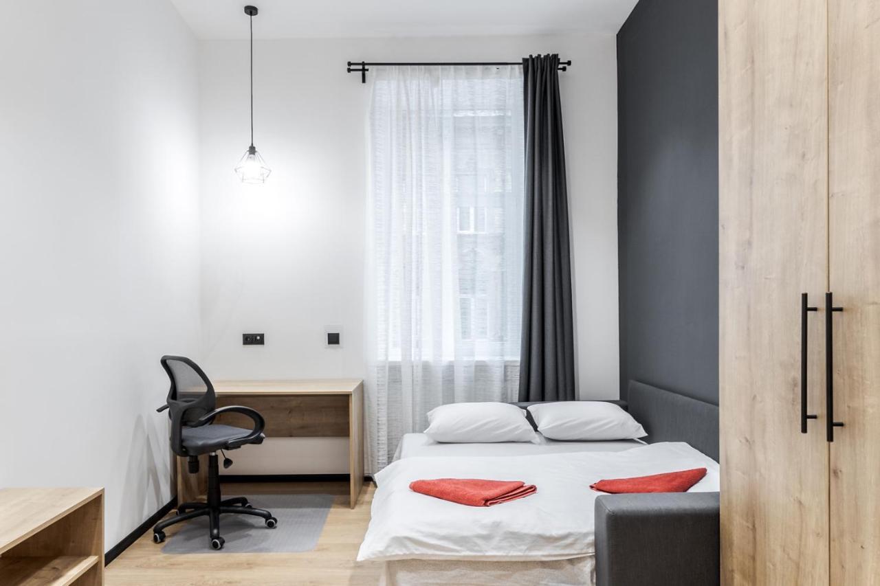 Modern Apartment In The Old City Lviv Exterior foto