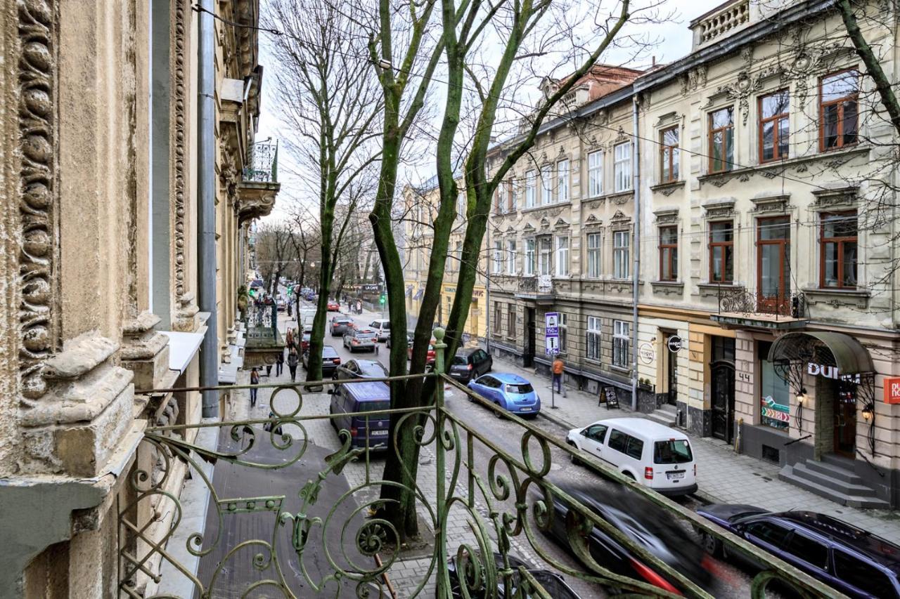 Modern Apartment In The Old City Lviv Exterior foto
